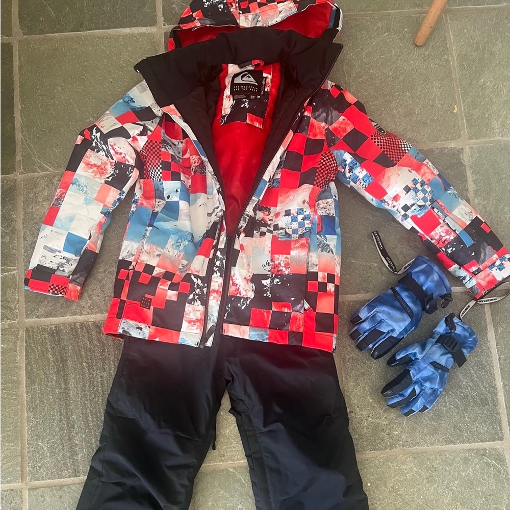 Ski pants and jacket pant 8 years old jacket 10 years old